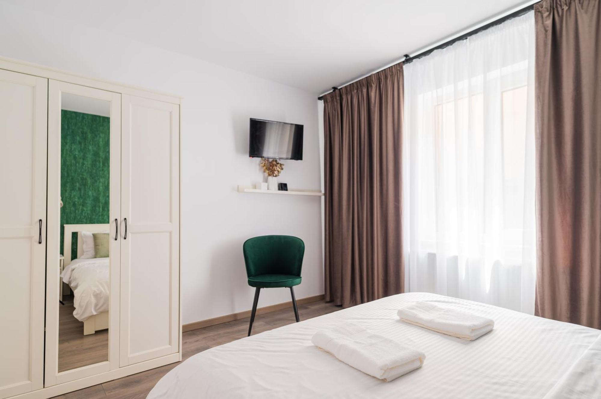 Fun House - Comfortable Stay With Garden And Near Parking Brašov Exteriér fotografie